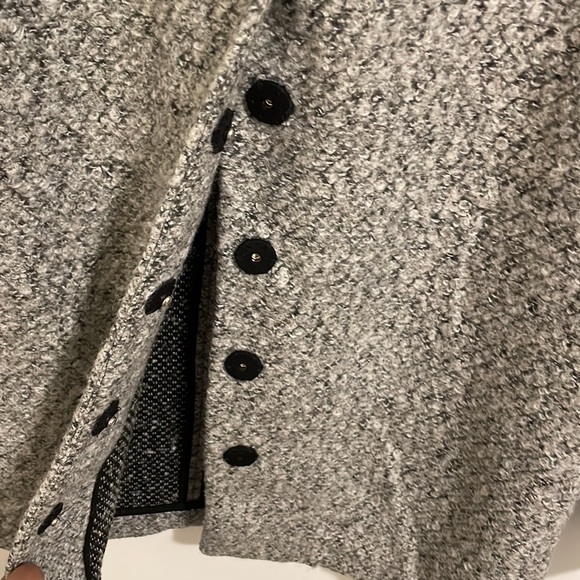 CLUB MONACO | EUC Grey and Black Wool Blazer - Picture 3 of 4